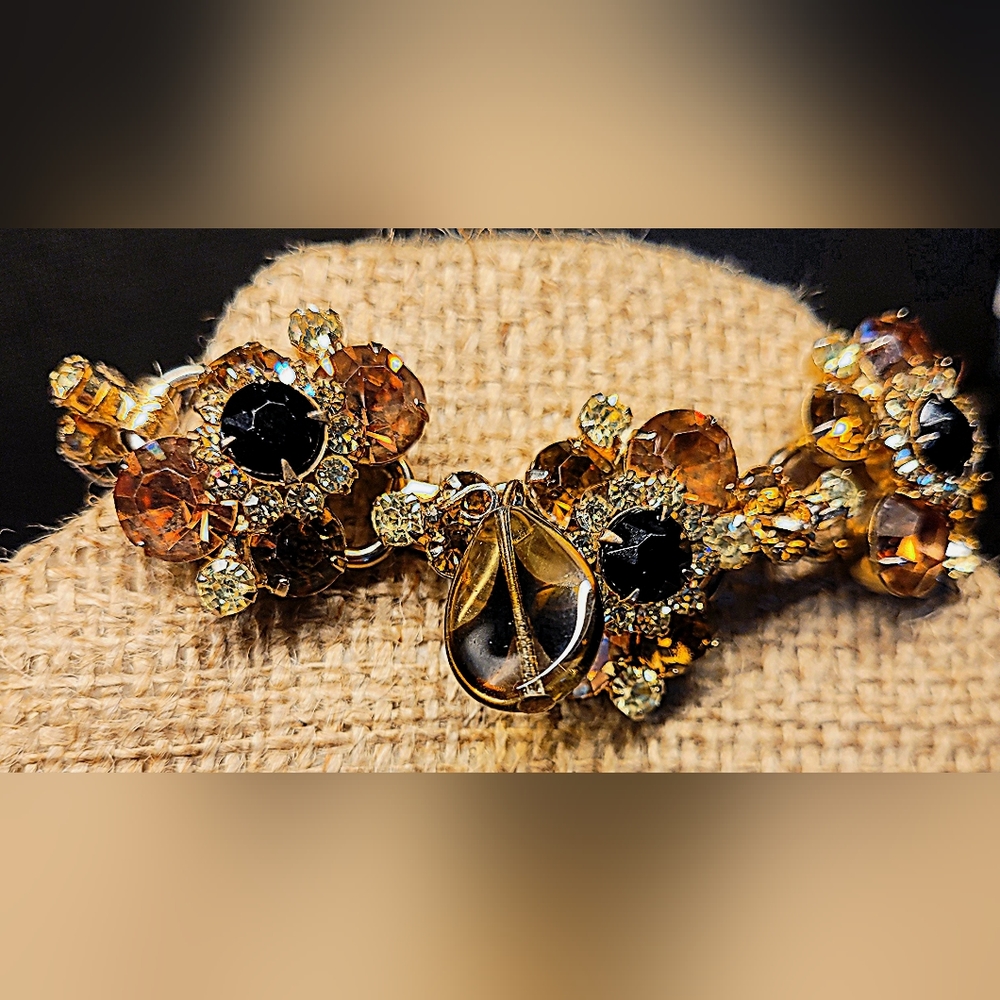 COPY - Vintage Juliana D&E bracelet. Amber, onyx, and citrine tone crystals. 5 …